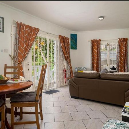 Epea Ocean View Apartment Tortoise Machabee エクステリア 写真